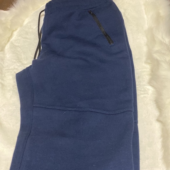 Hollister joggers new with tag - Picture 3 of 3